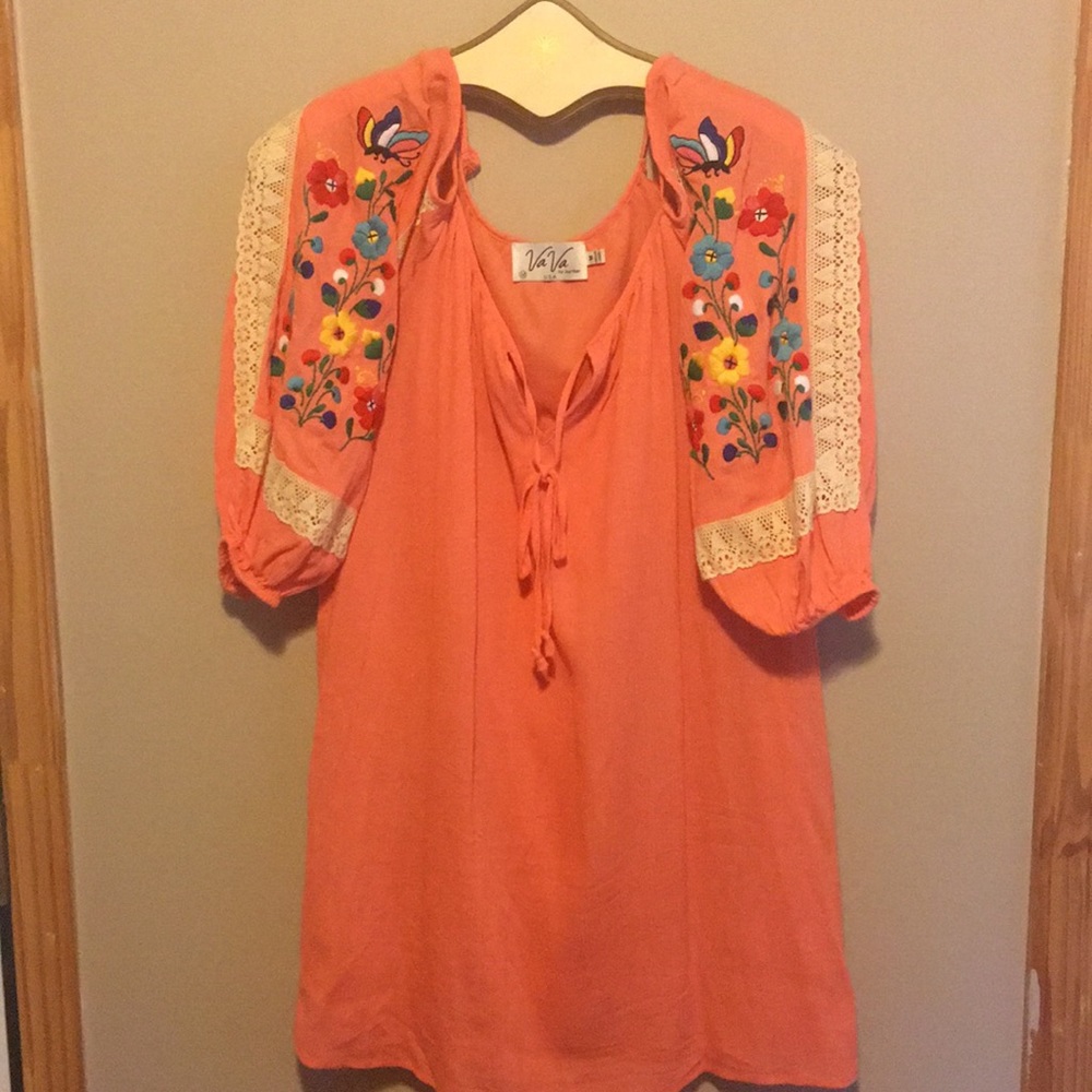 VaVa by Joy Han Off the shoulder dress